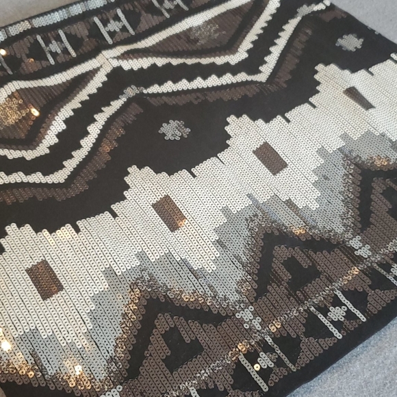 Express Sequence Mini Skirt - Picture 2 of 5